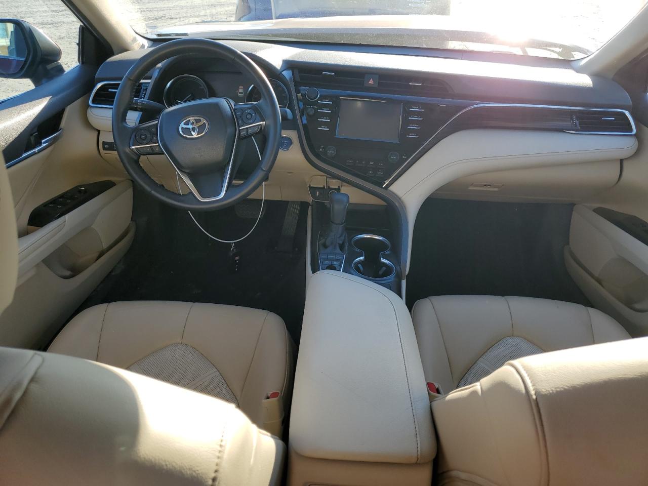 2018 Toyota Camry - Image 8