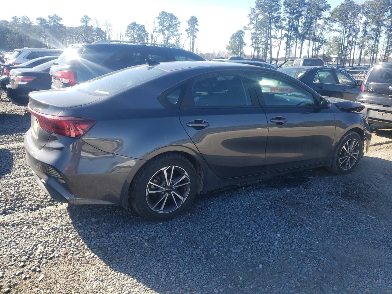 2022 Kia Forte - Image 3