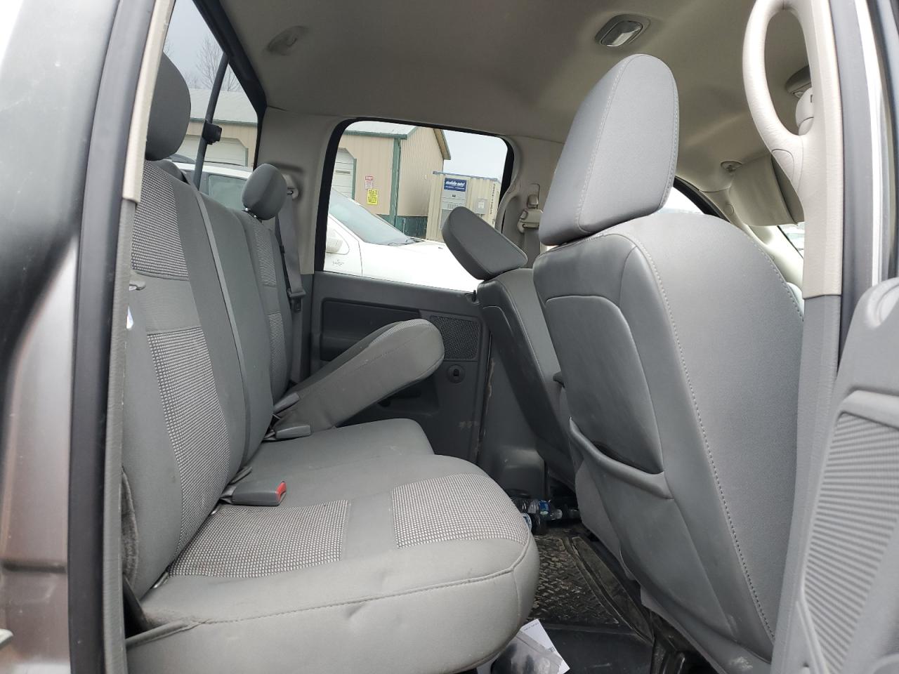 2007 Dodge RAM - Image 10
