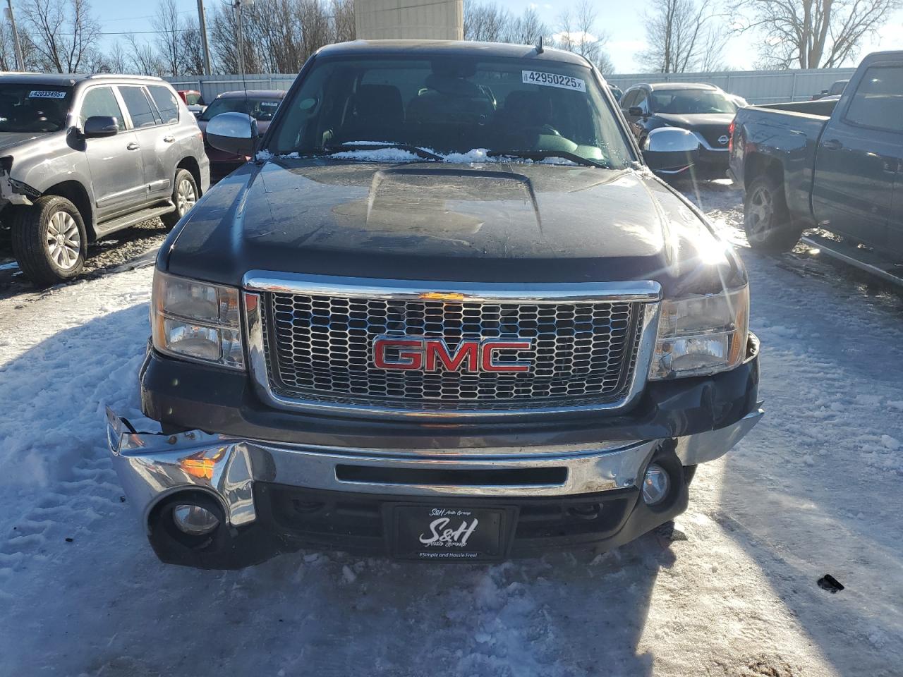 2011 GMC Sierra - Image 5