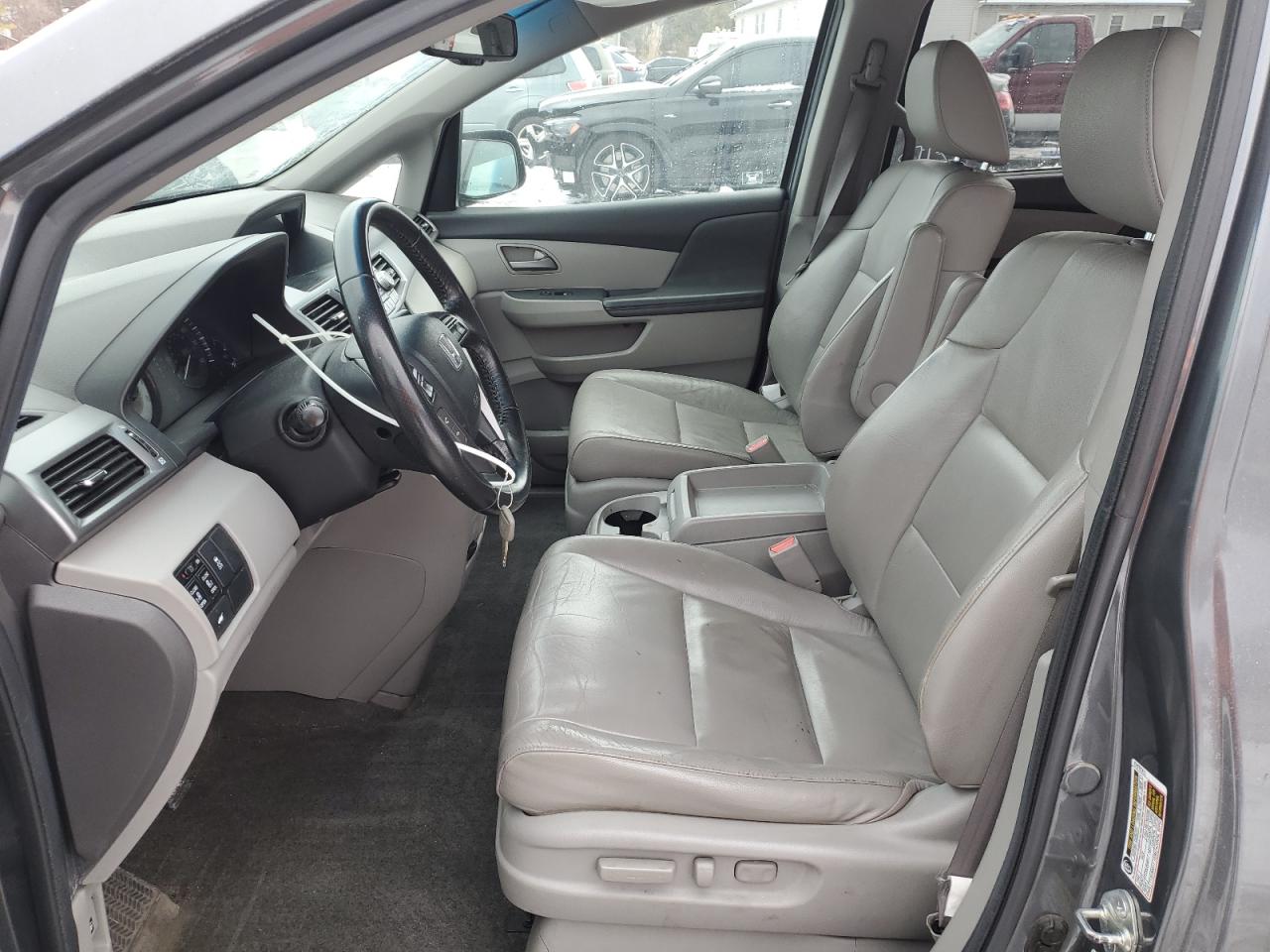 2011 Honda Odyssey - Image 7