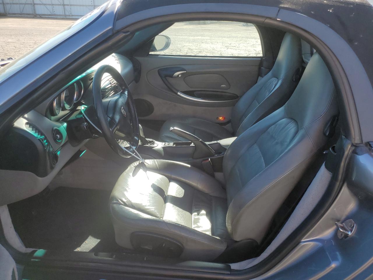 2001 Porsche Boxster - Image 7
