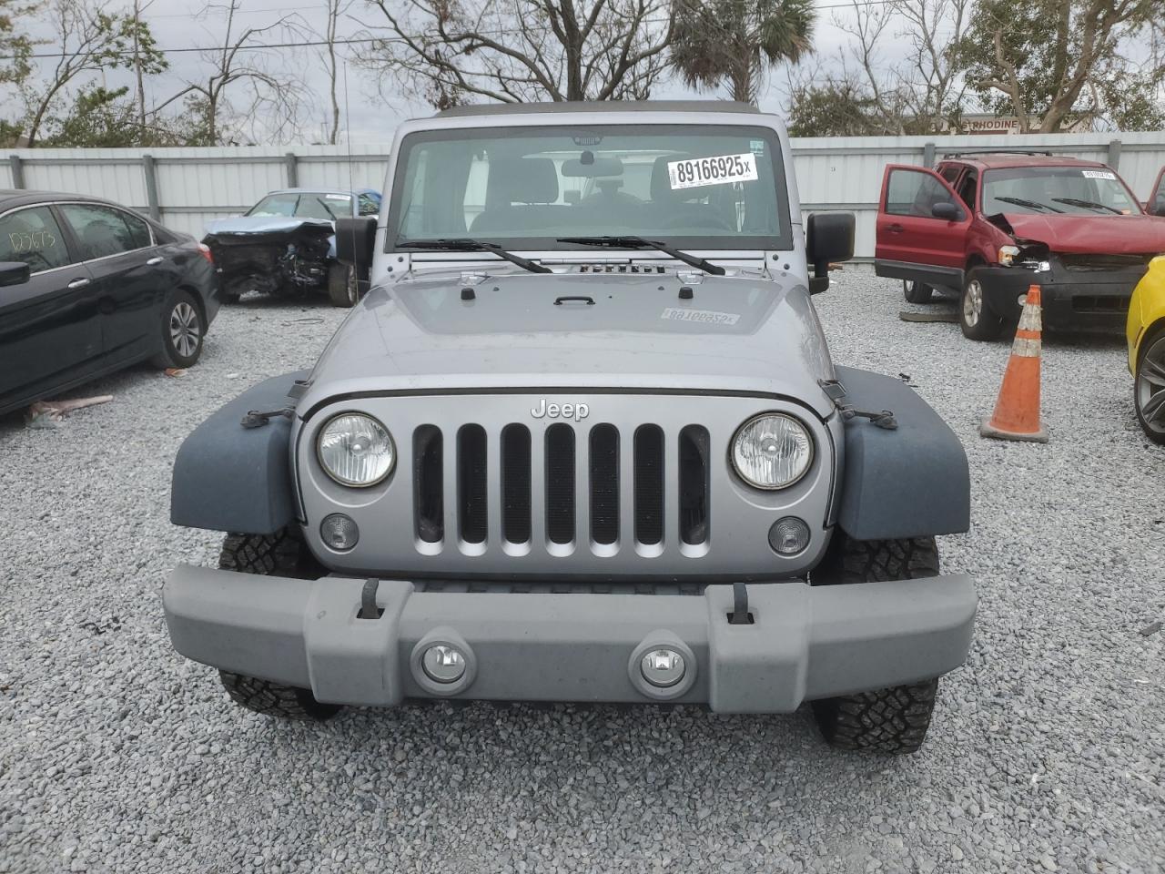 2015 Jeep Wrangler - Image 5