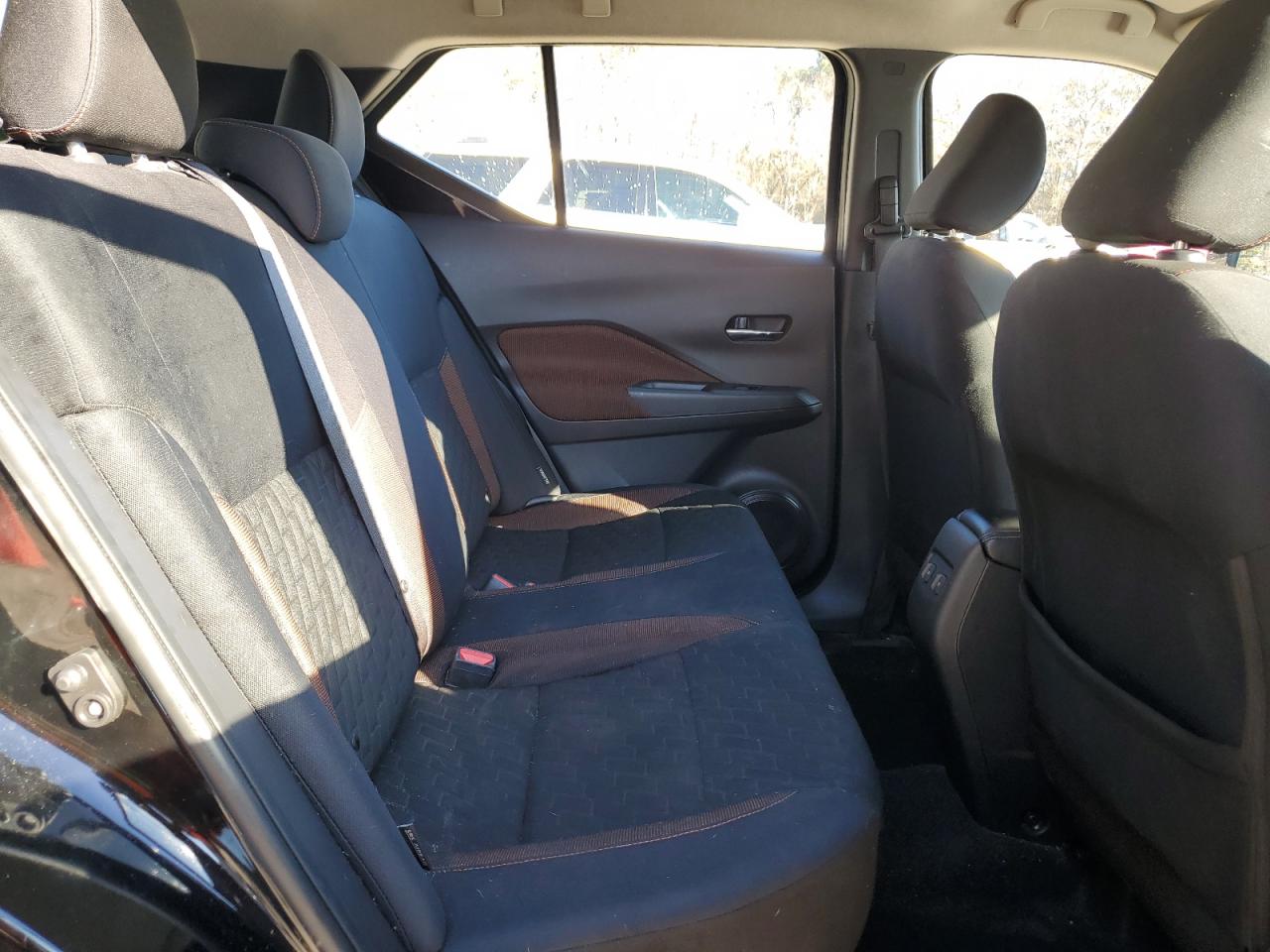 2021 Nissan Kicks - Image 11