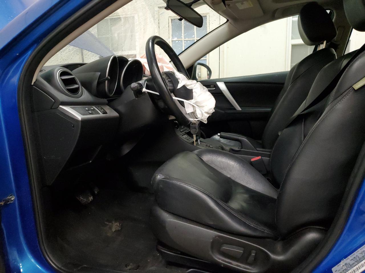 2012 Mazda 3 - Image 7