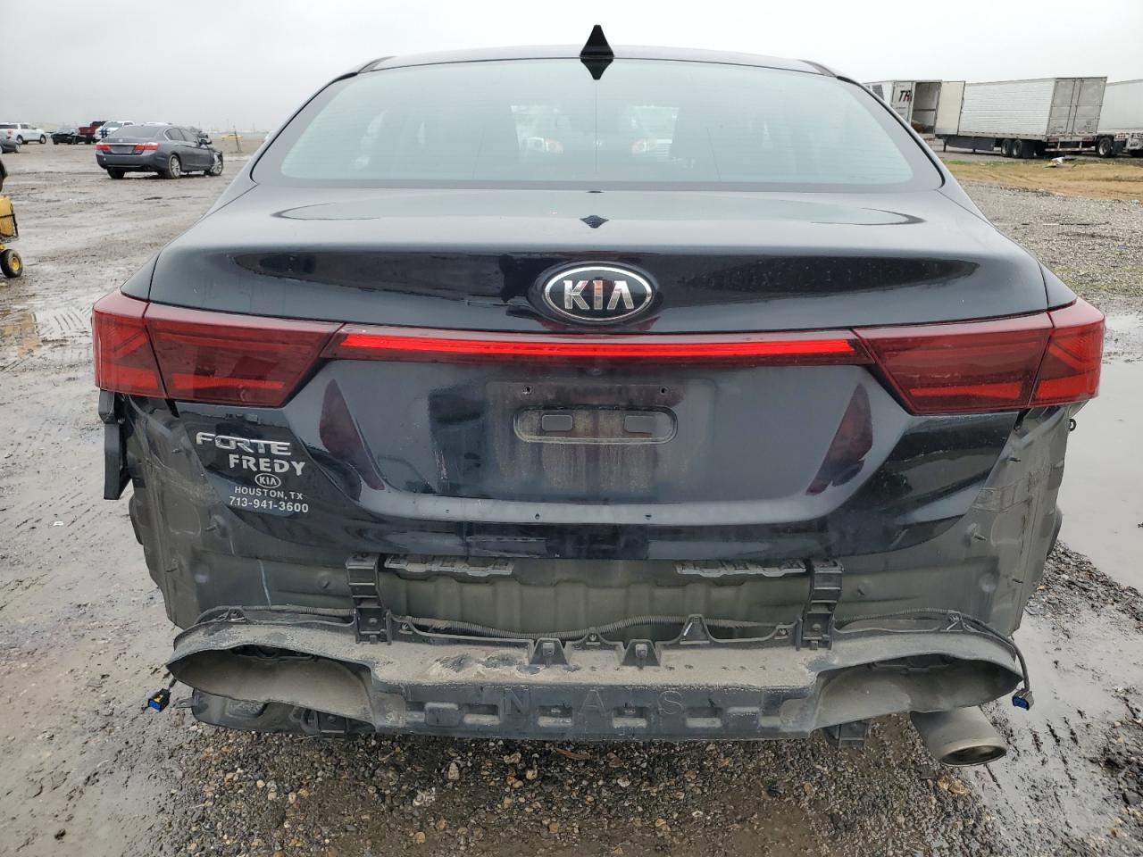 2021 Kia Forte - Image 6