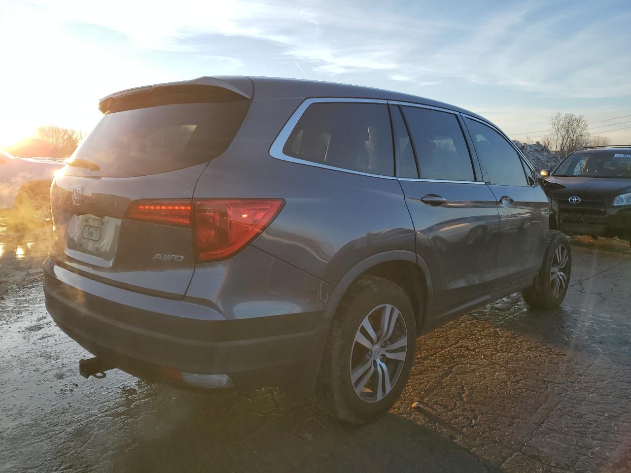 2017 Honda Pilot - Image 3