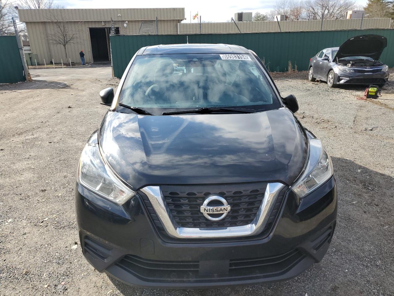 2020 Nissan Kicks - Image 5