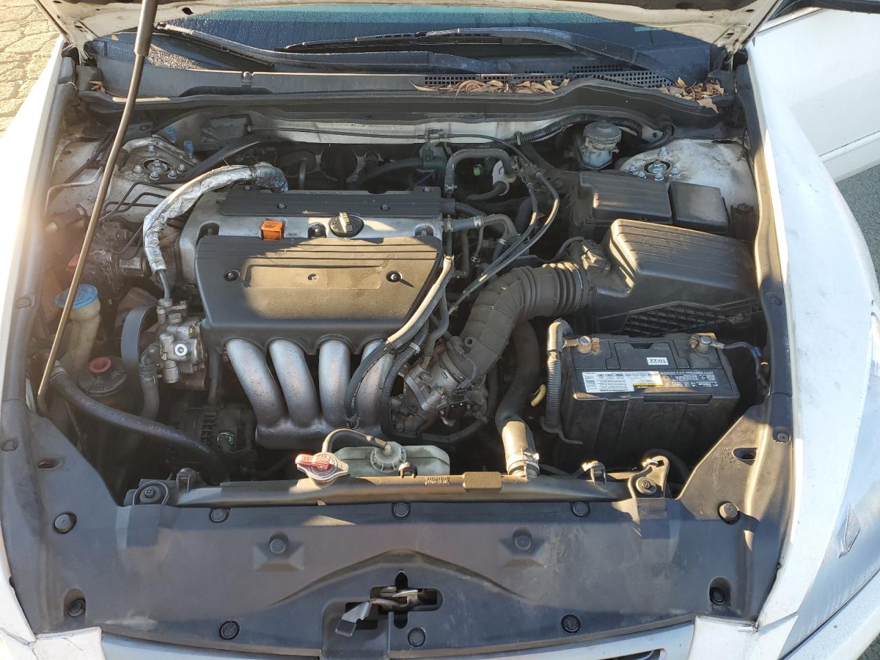 2004 Honda Accord - Image 12