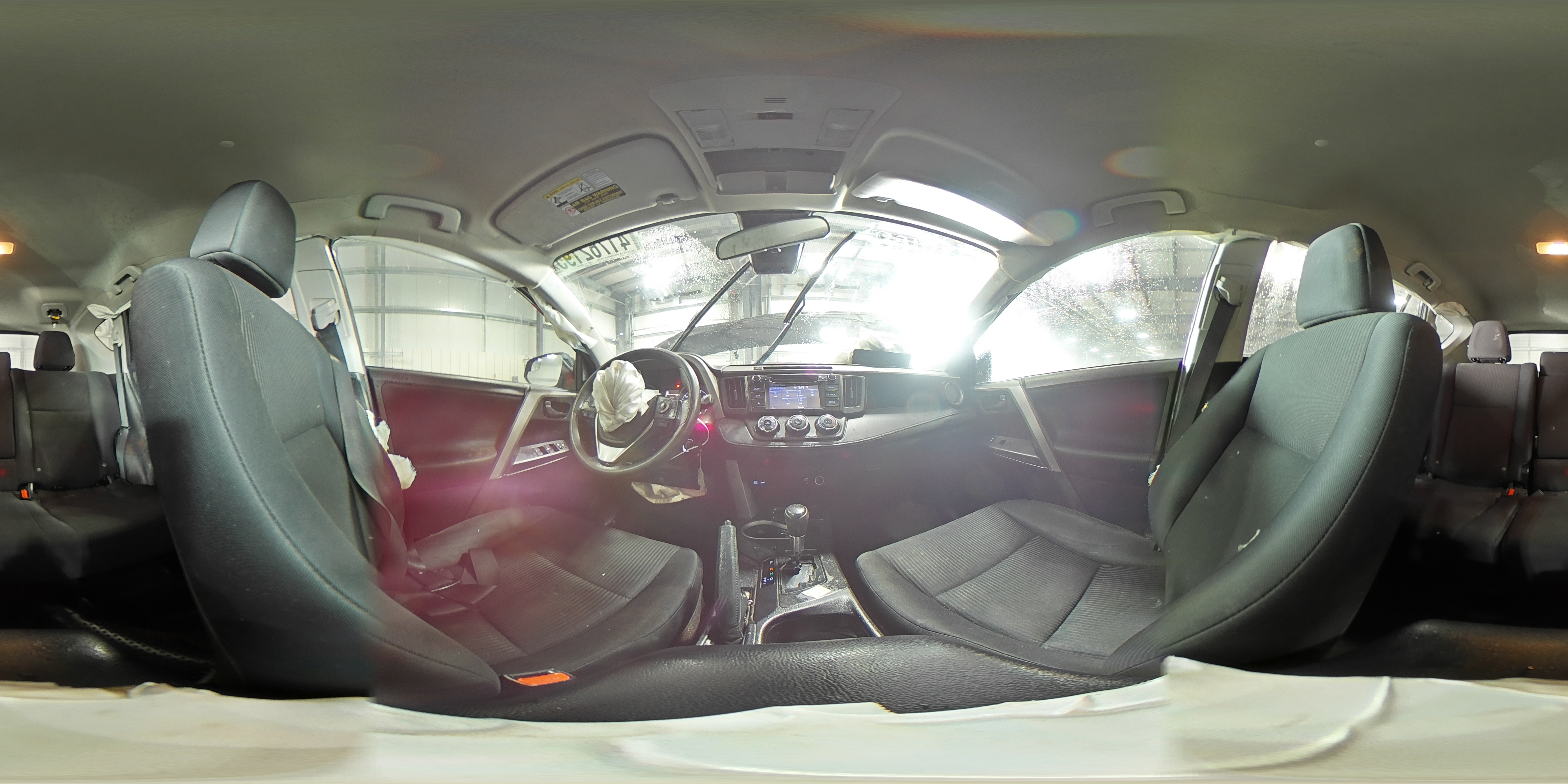 2017 Toyota RAV 4 - Image 14