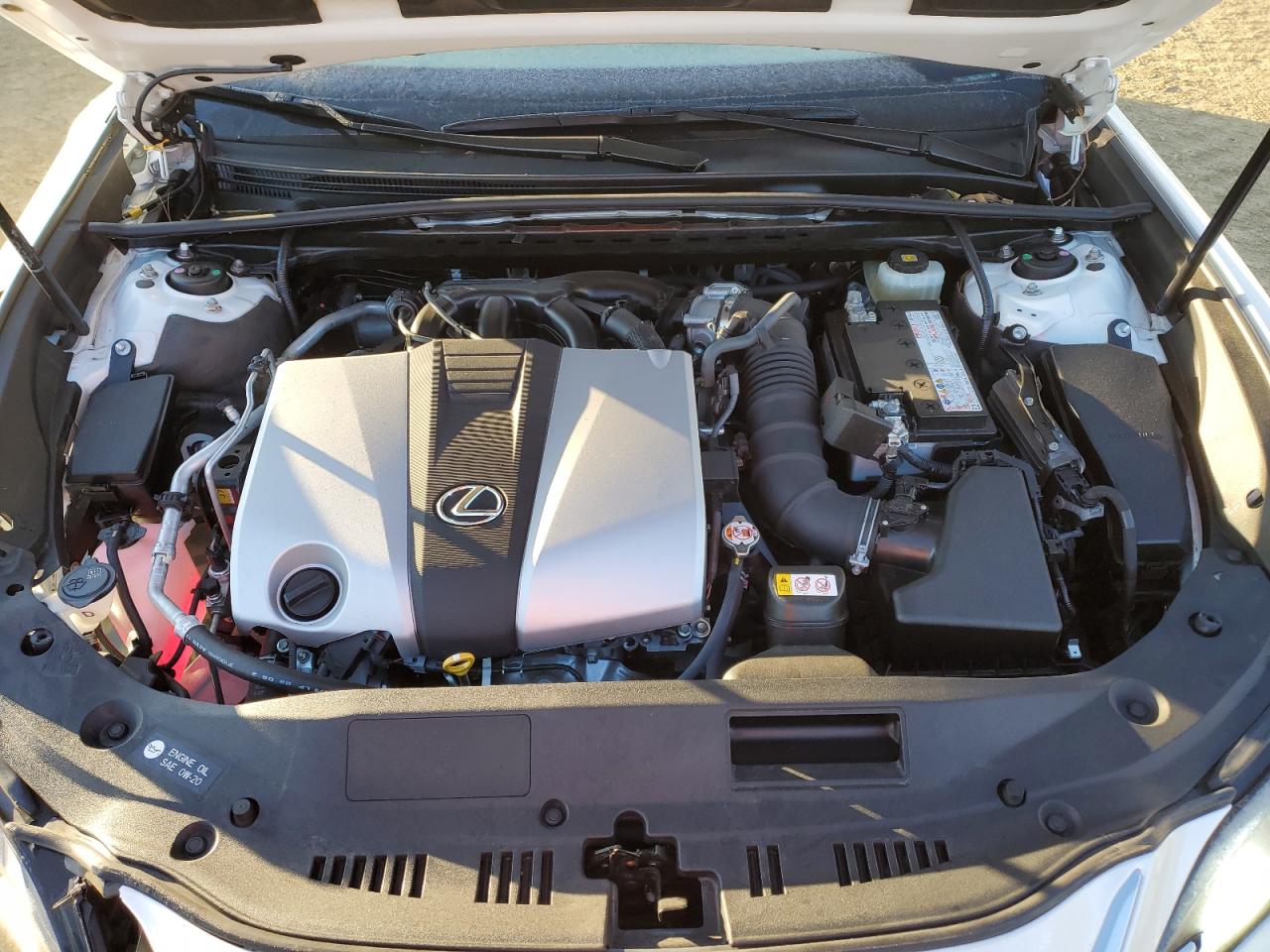 2019 Lexus ES - Image 11