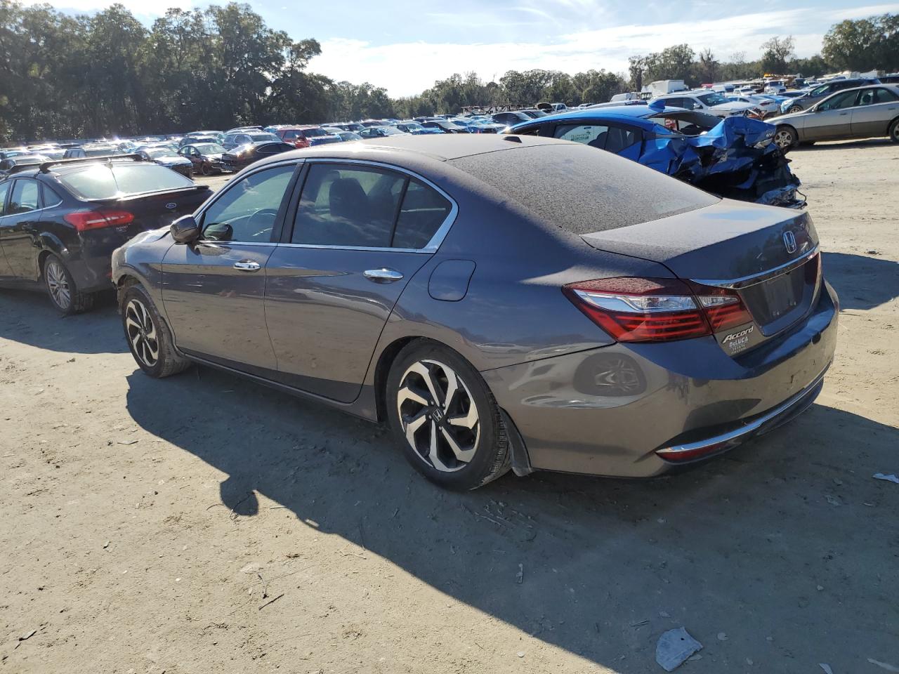 VIN 1HGCR2F81GA087912 2016 HONDA ACCORD no.2