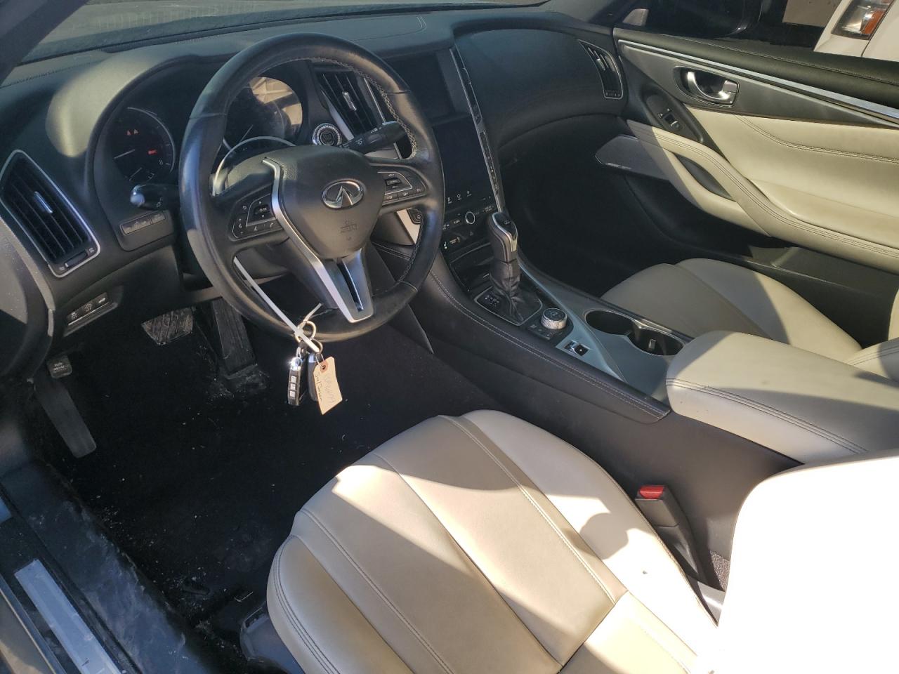 2017 Infiniti Q60 - Image 8