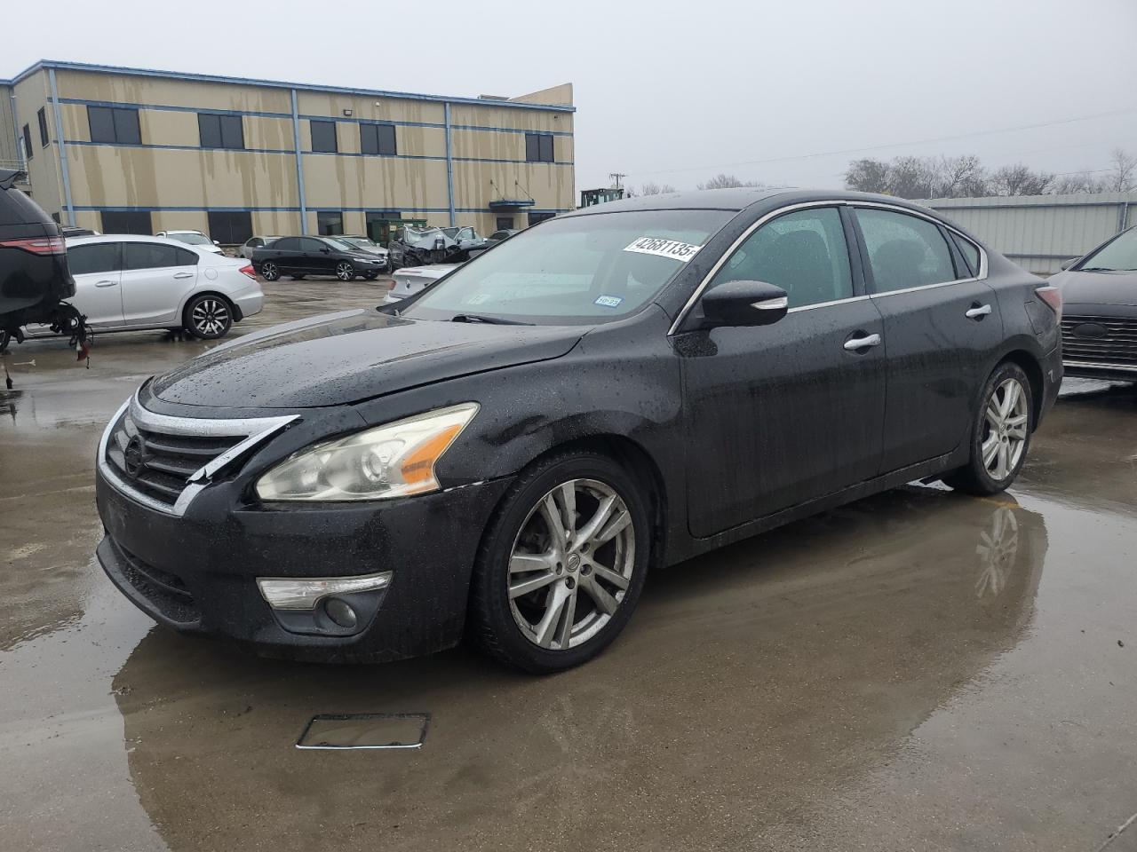 2015 Nissan Altima - Image 1