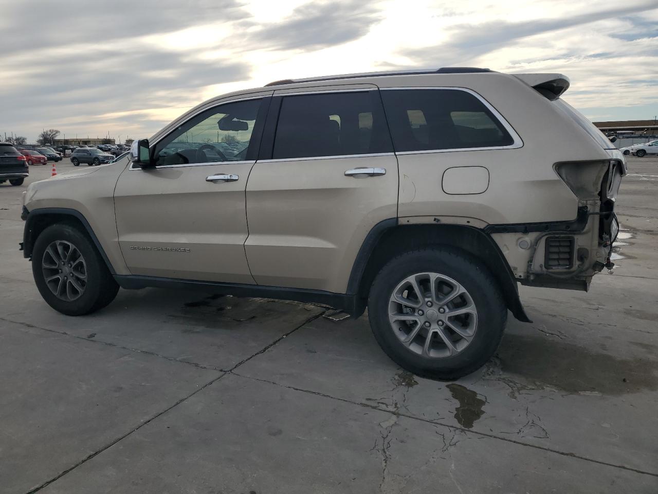 2015 Jeep Grand Cherokee - Image 2