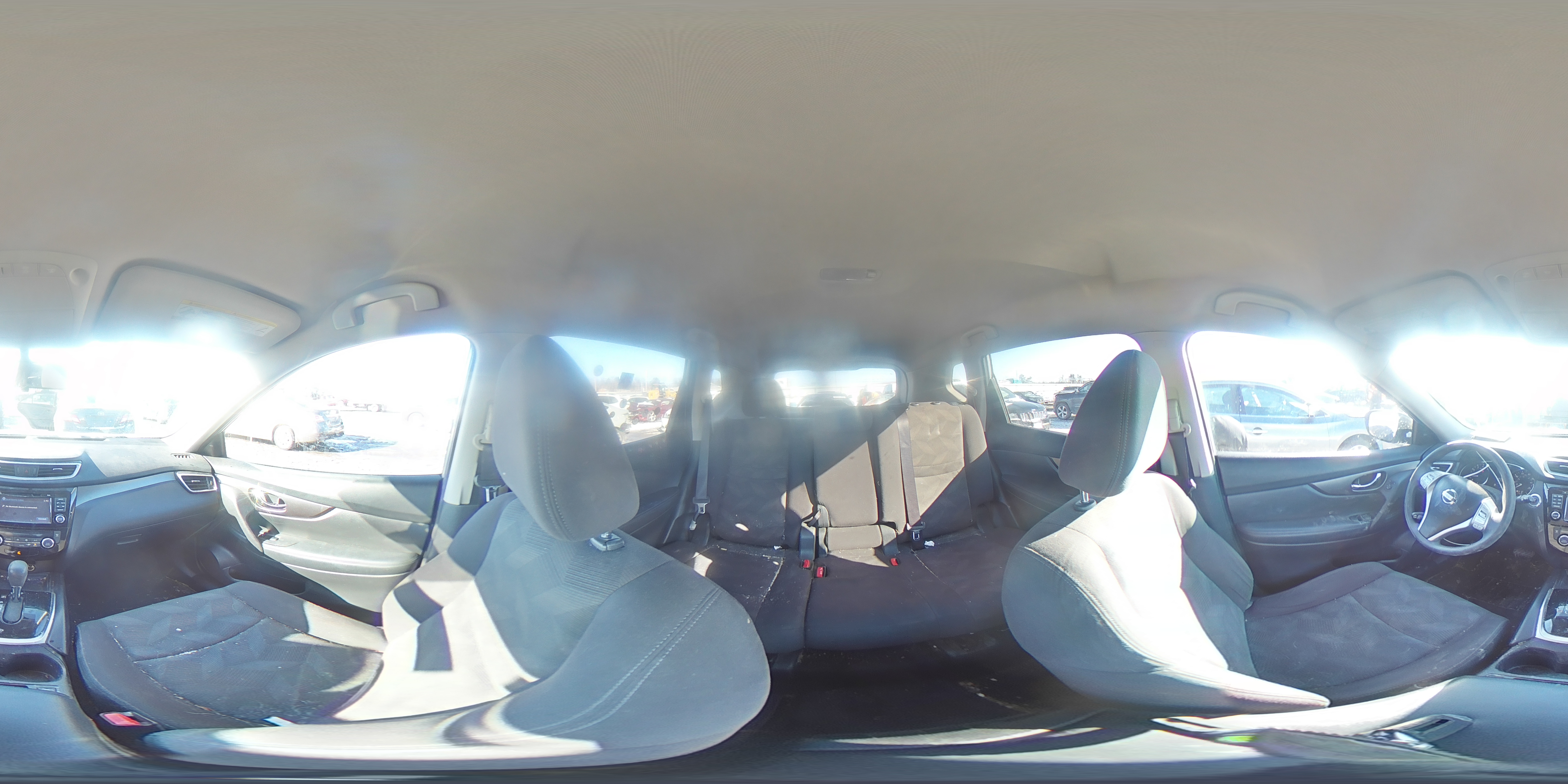 2016 Nissan Rogue - Image 14