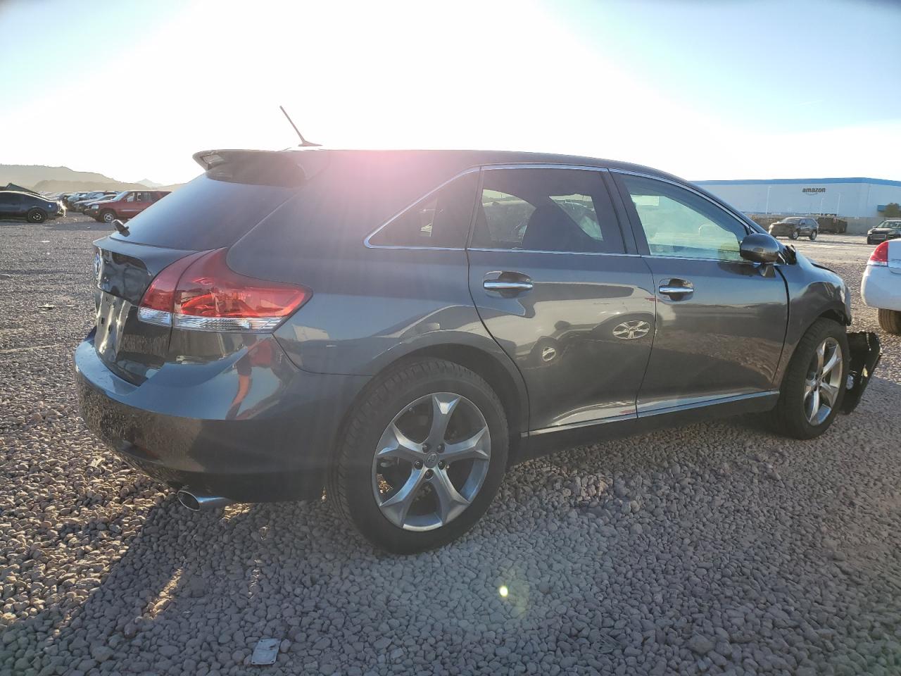 2011 Toyota Venza - Image 3