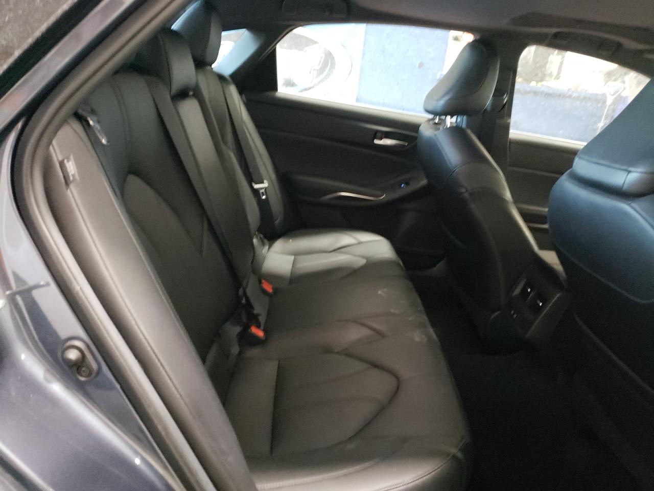2020 Toyota Avalon - Image 10