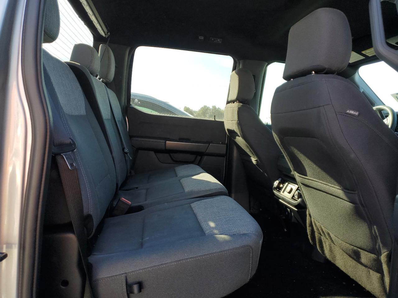 2022 Ford F-150 - Image 10