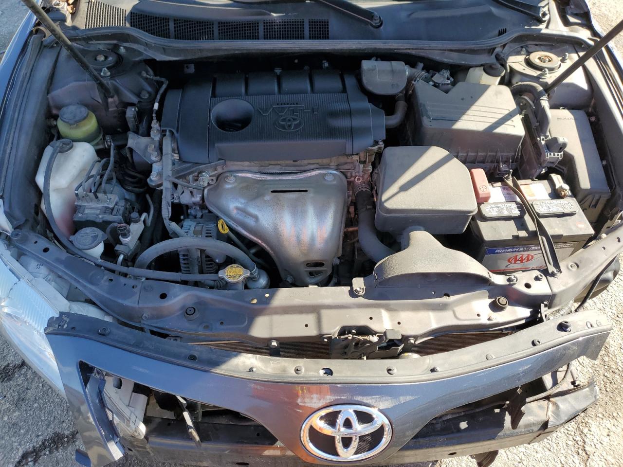 2011 Toyota Camry - Image 11