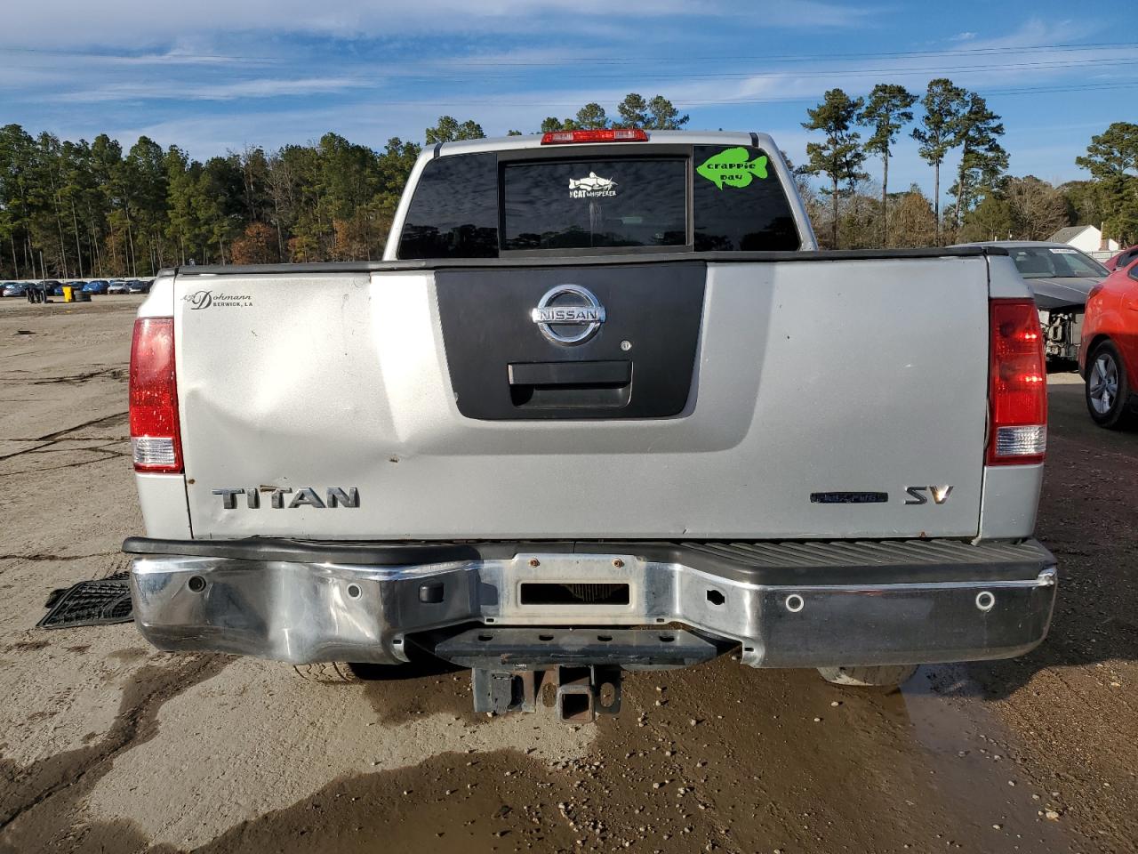2011 Nissan Titan - Image 6
