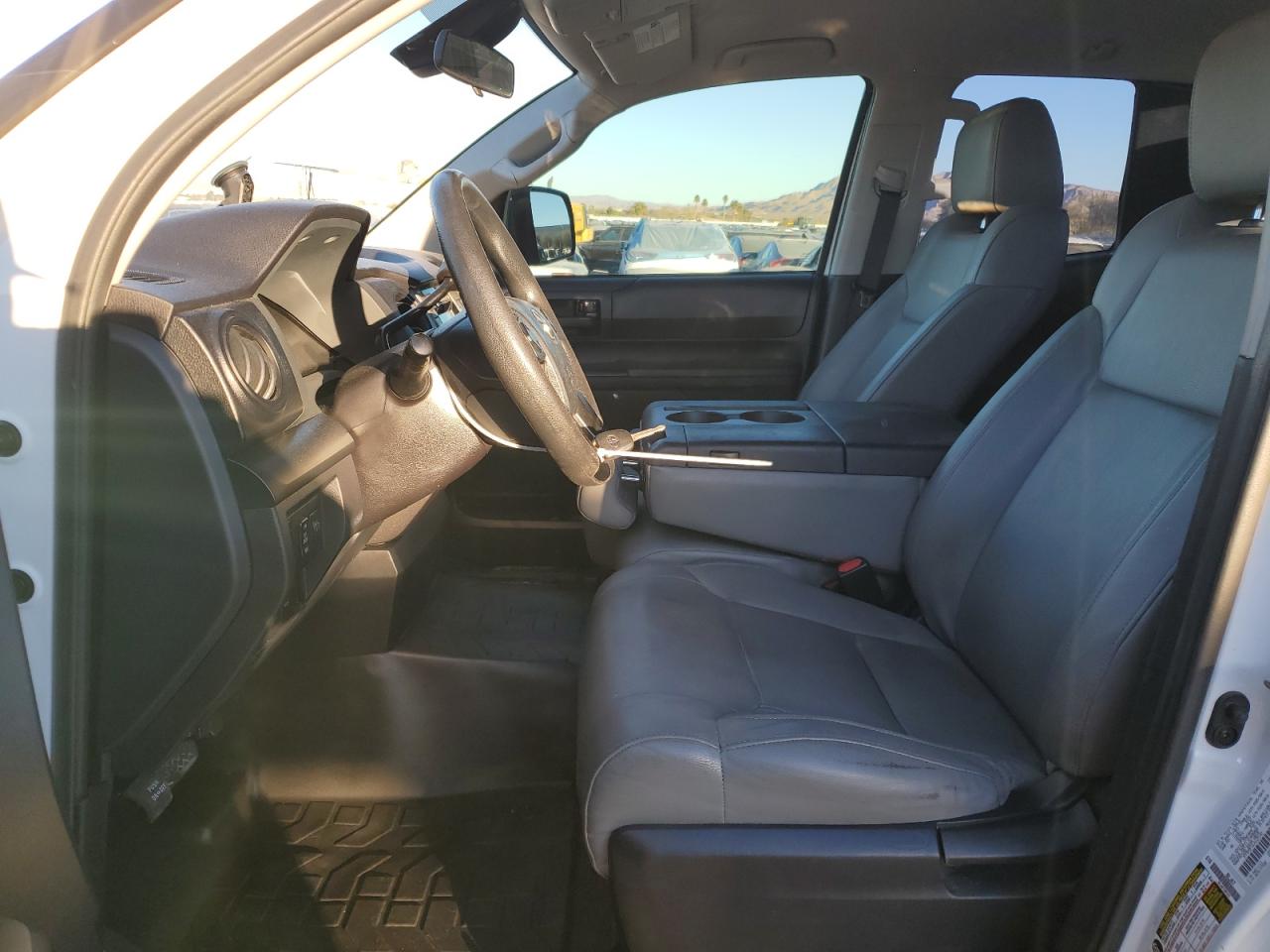 2018 Toyota Tundra - Image 7