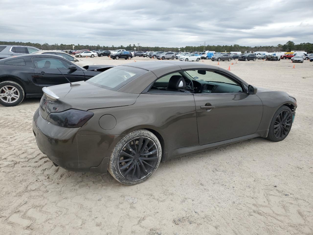 2013 Infiniti G - Image 3