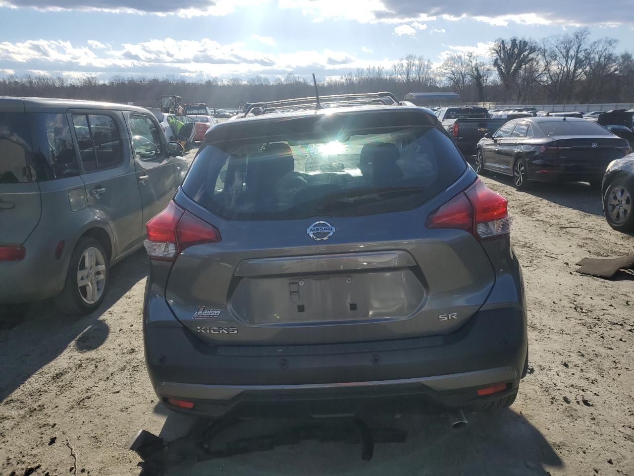 2020 Nissan Kicks - Image 6