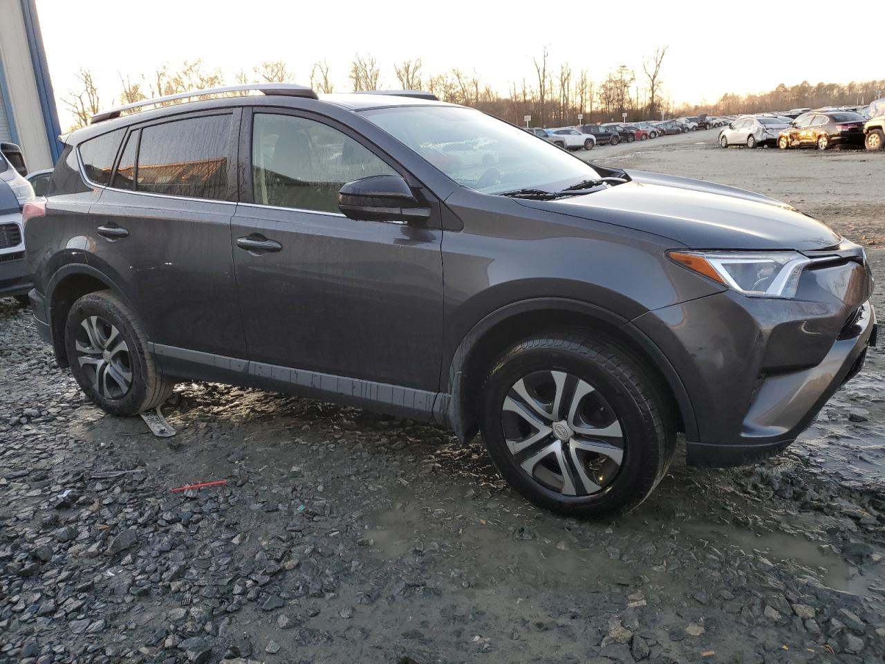 2016 Toyota RAV 4 - Image 4