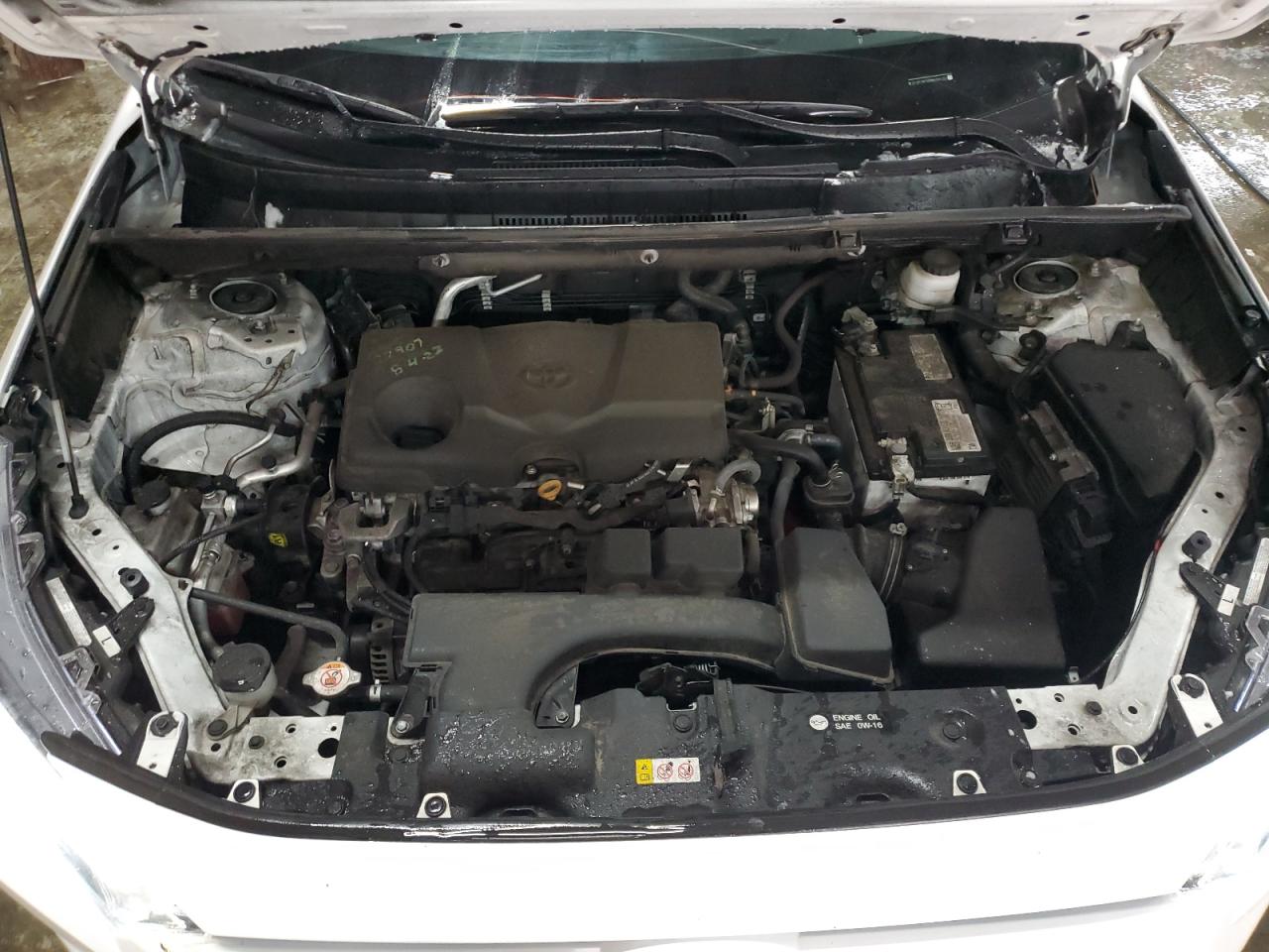 2022 Toyota RAV 4 - Image 12