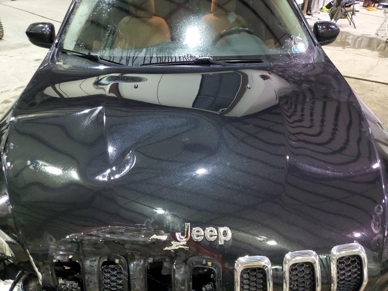 2016 Jeep Grand Cherokee - Image 12