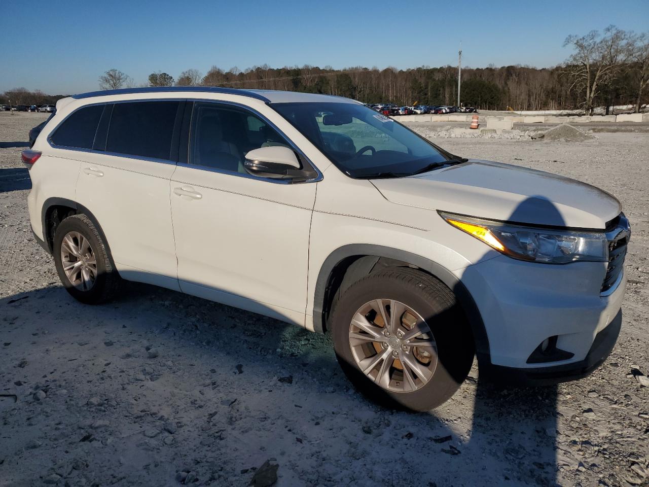 2015 Toyota Highlander - Image 4