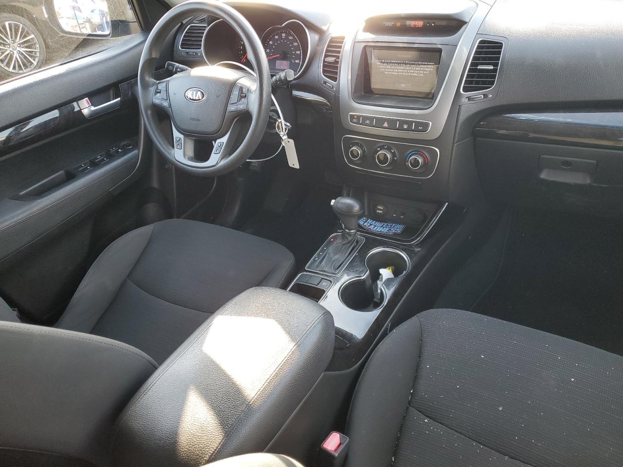 2014 Kia Sorento - Image 8