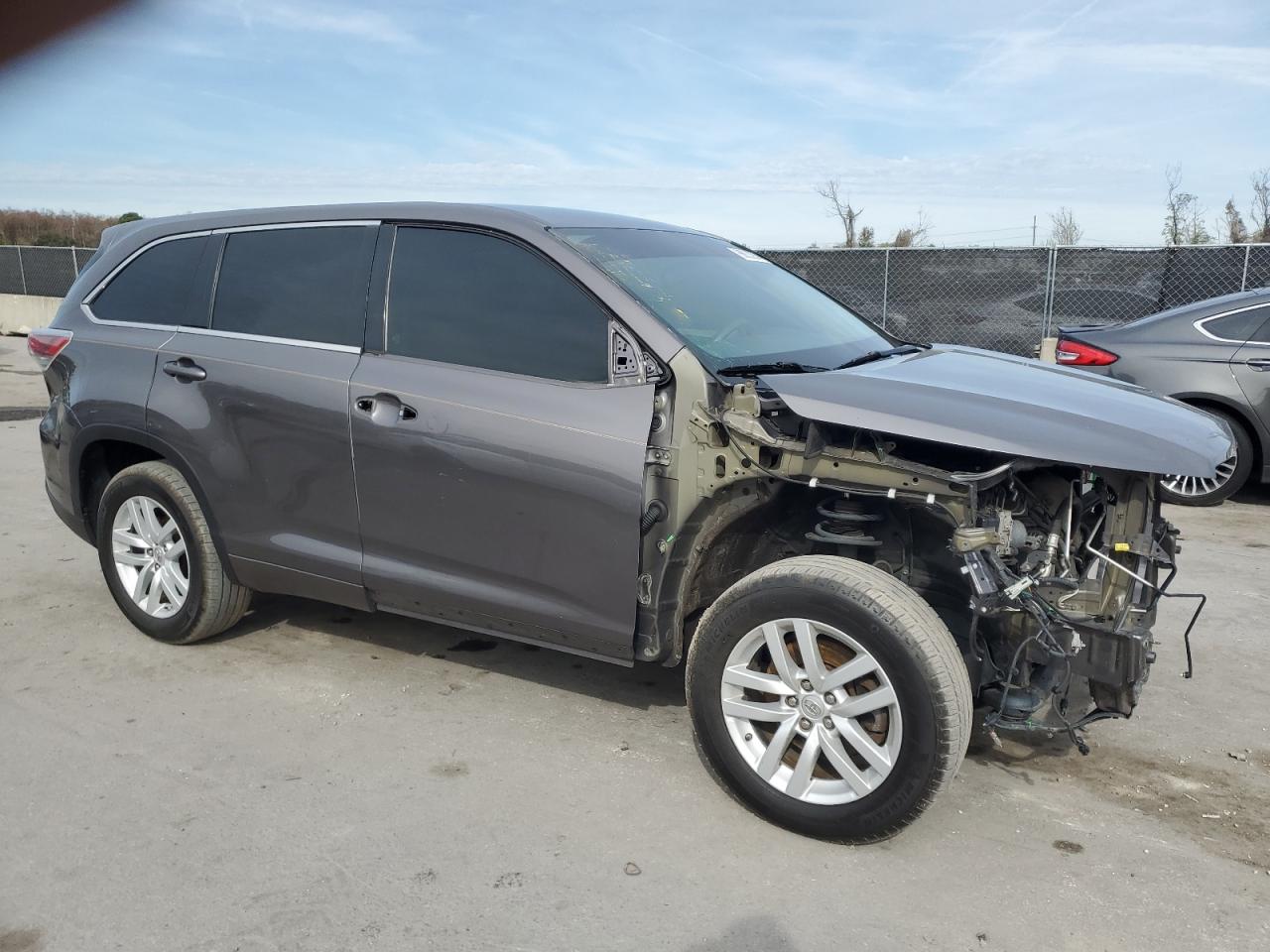2014 Toyota Highlander - Image 4