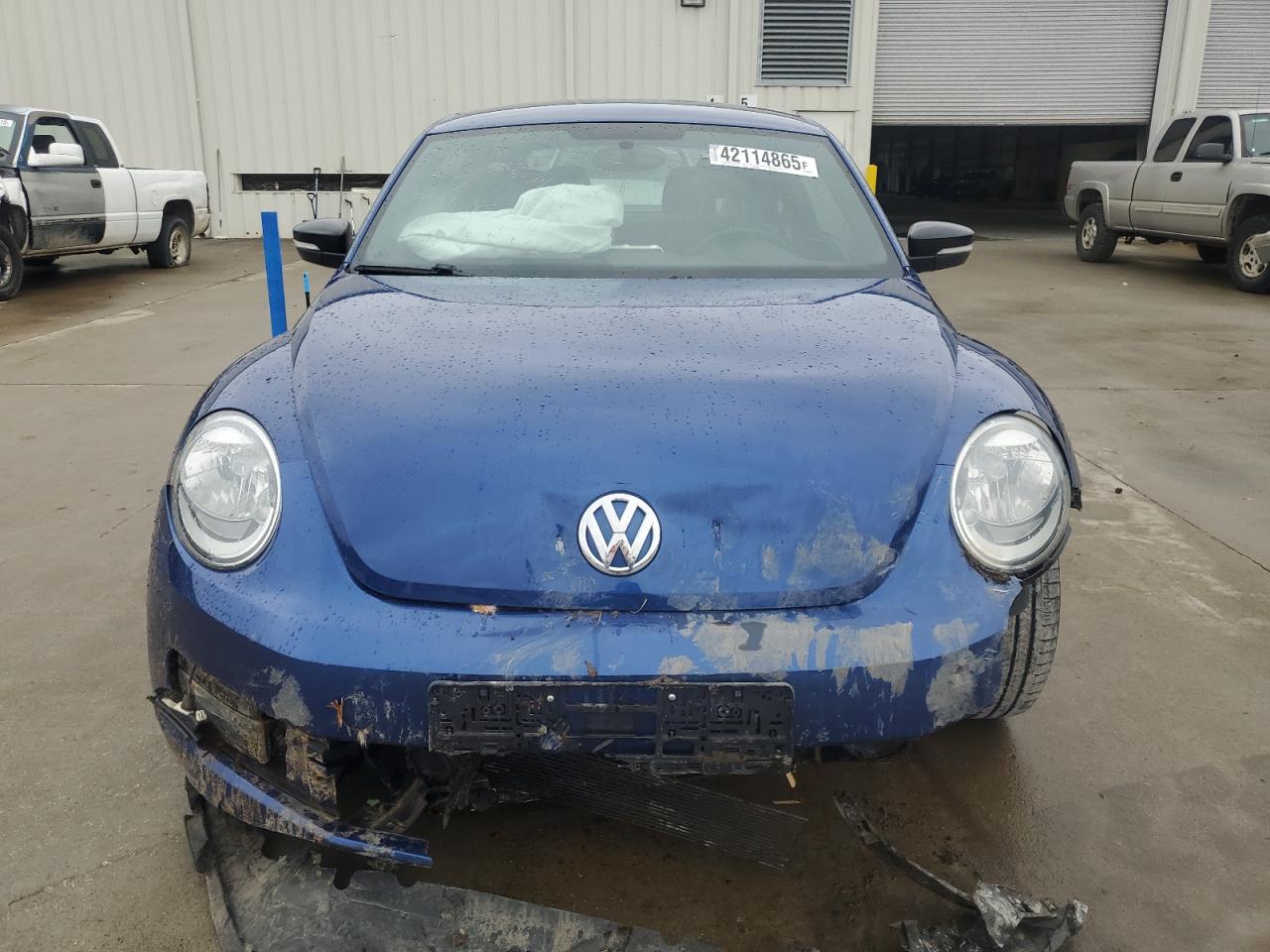 2012 Volkswagen Beetle - Image 5