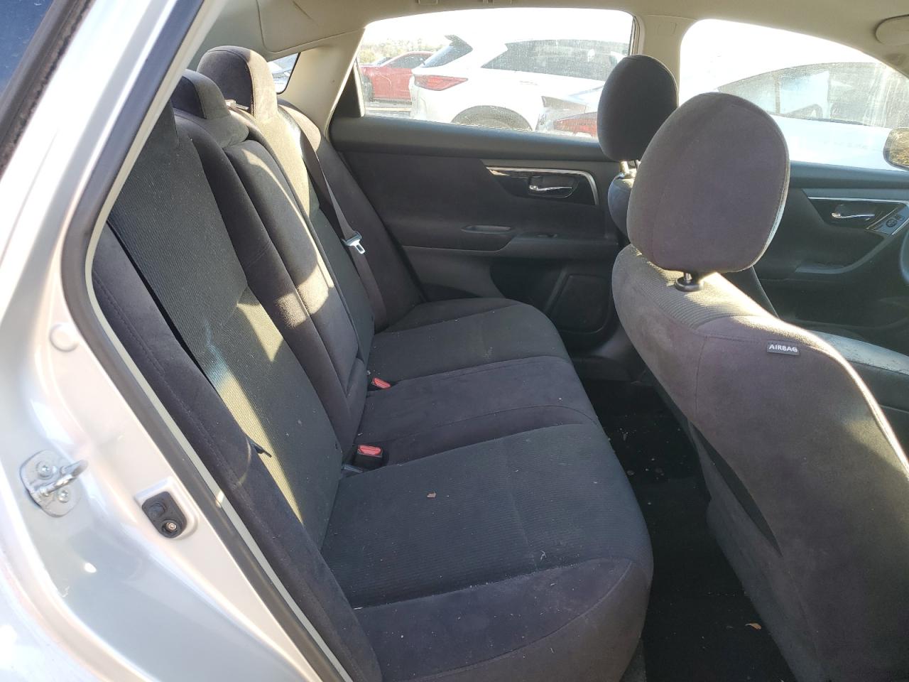 2013 Nissan Altima - Image 10