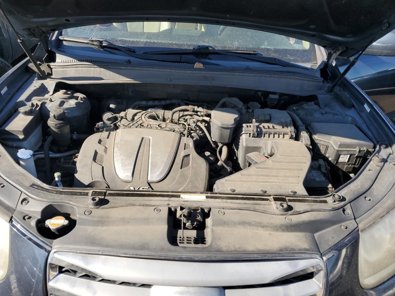 2012 Hyundai Santa Fe - Image 12