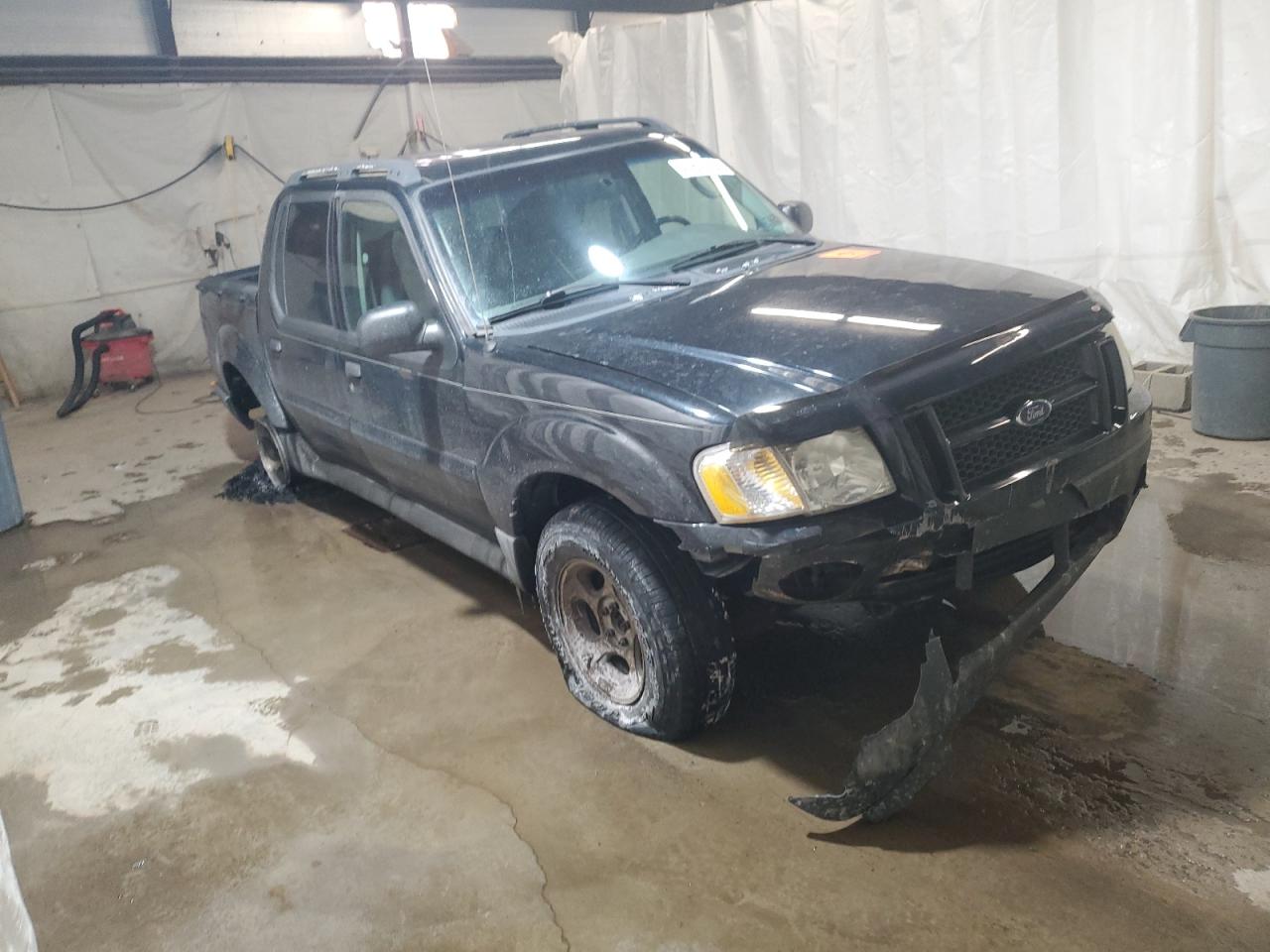 2005 Ford Explorer - Image 4