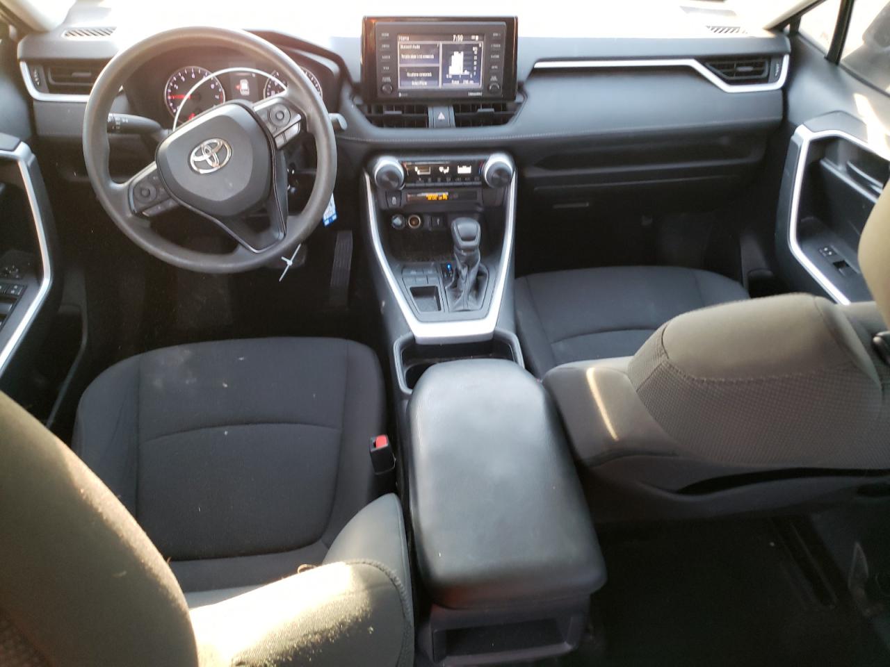 2021 Toyota RAV 4 - Image 8
