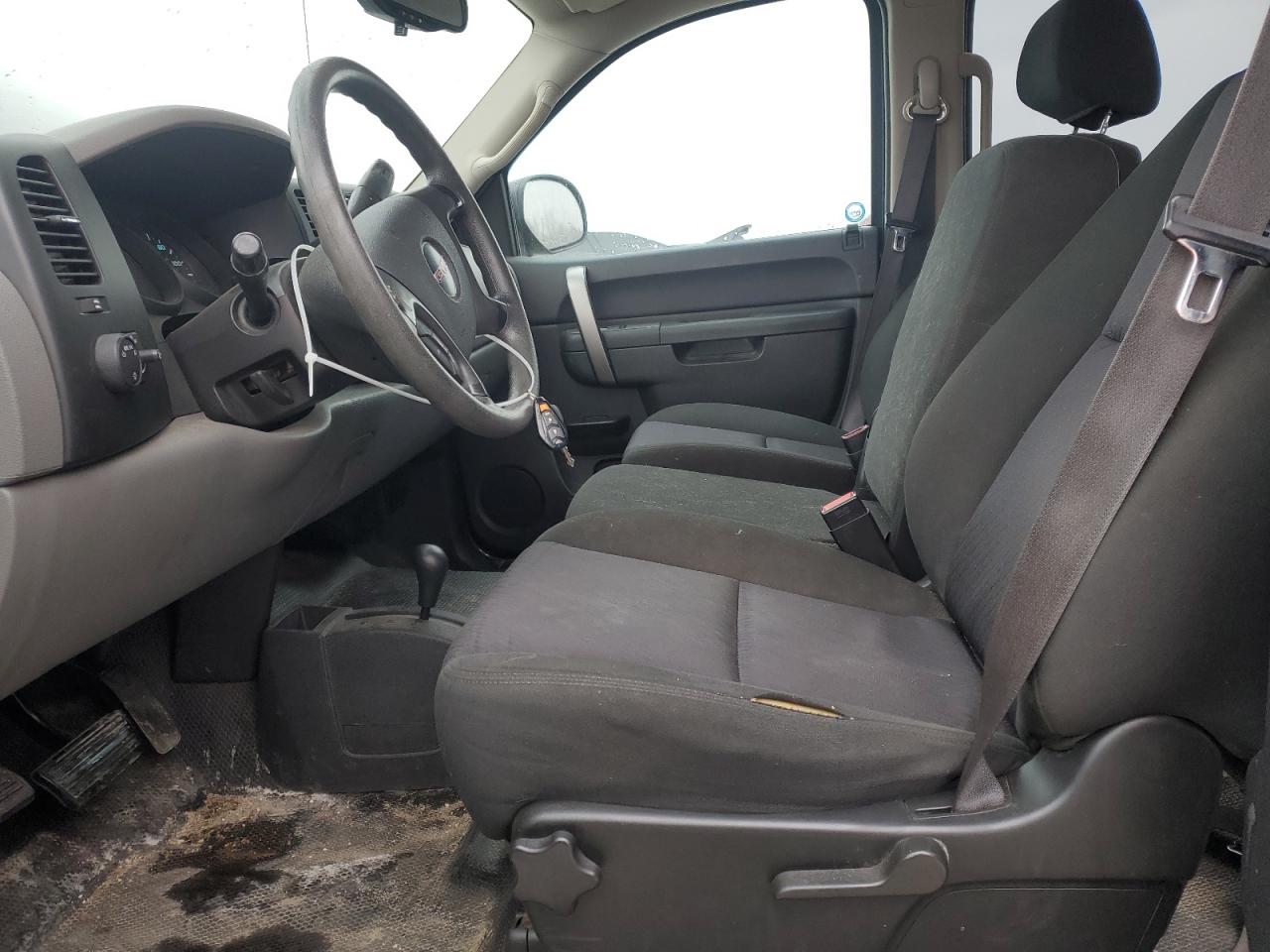 2010 GMC Sierra - Image 7