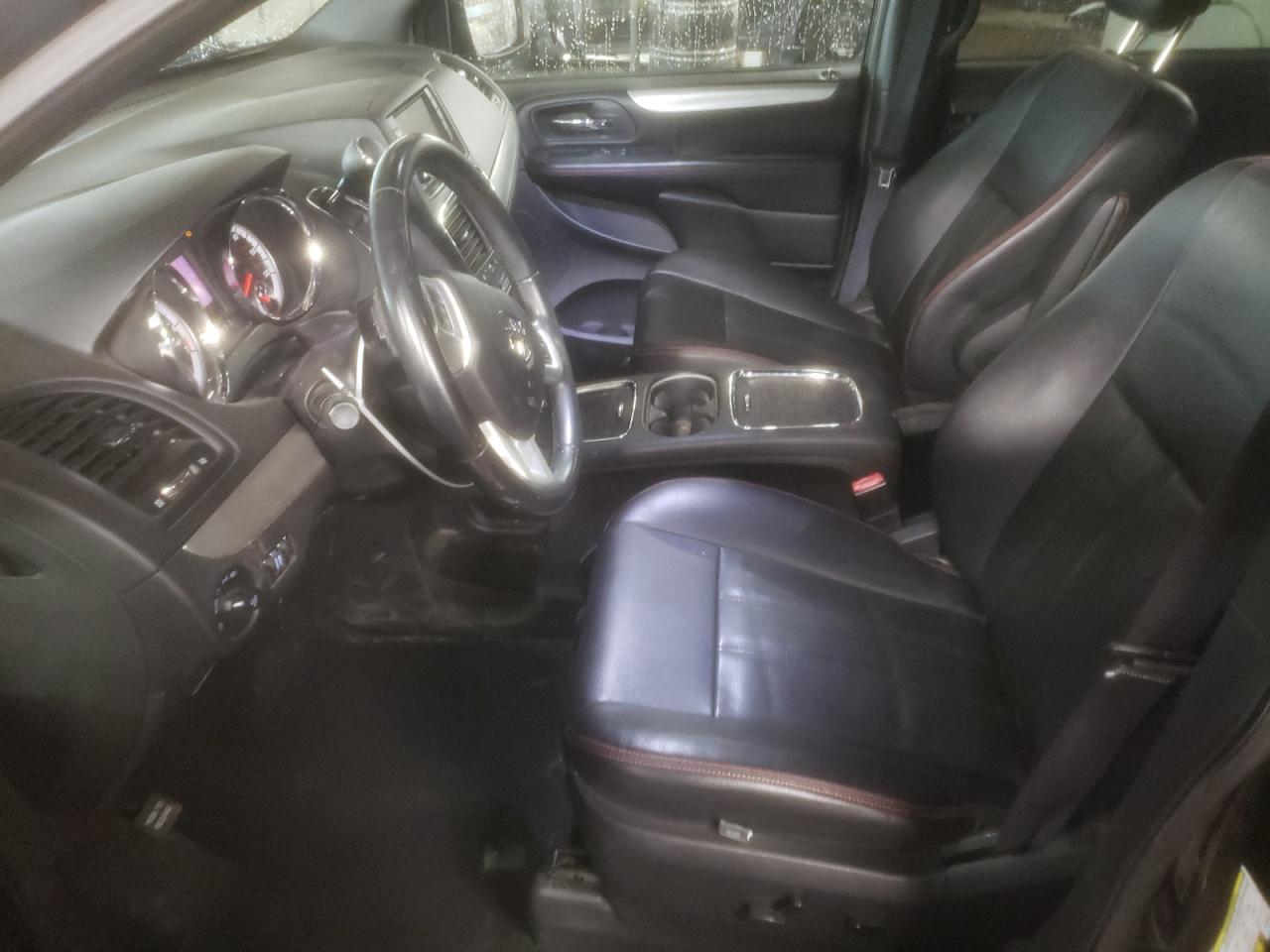 2015 Dodge Caravan - Image 7