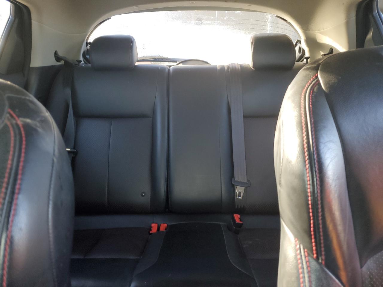 2013 Nissan Juke - Image 10
