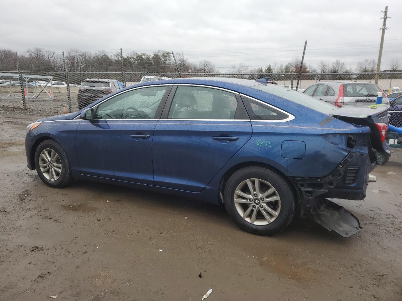 2015 Hyundai Sonata - Image 2