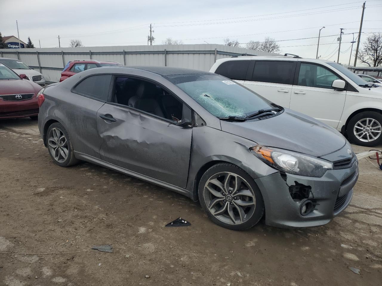 2015 Kia Forte - Image 4