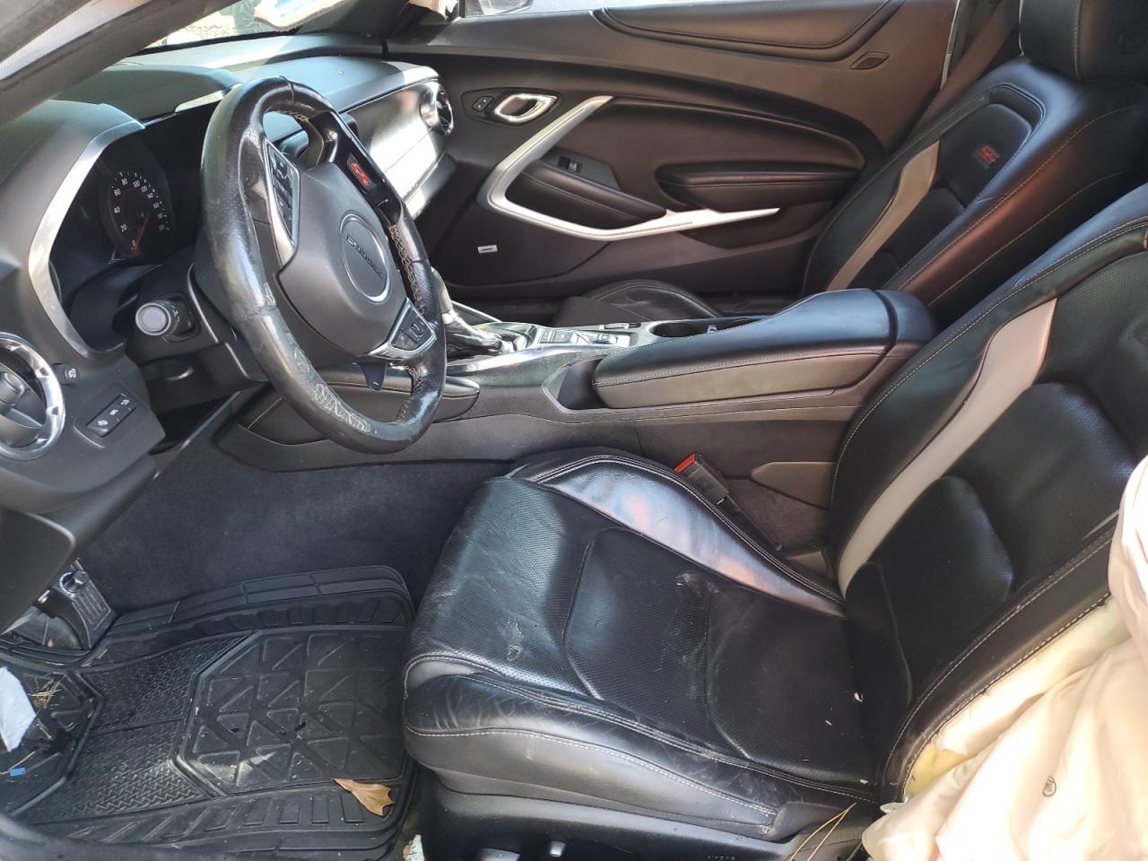 2019 Chevrolet Camaro - Image 7