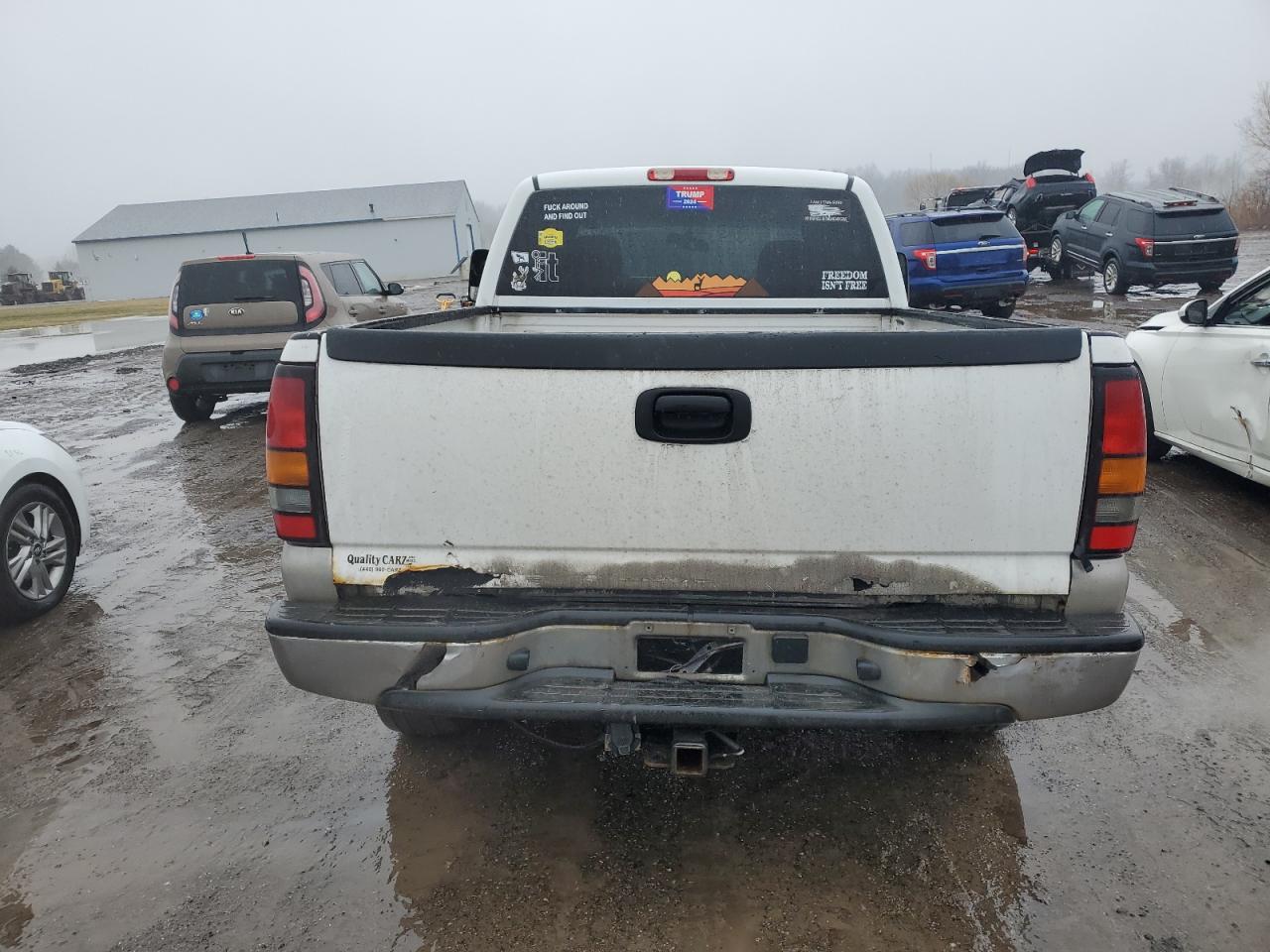 2006 GMC Sierra - Image 6