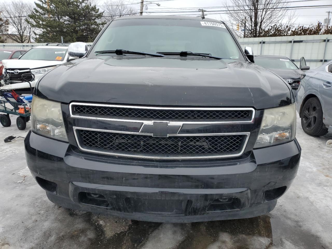 2009 Chevrolet Tahoe - Image 5