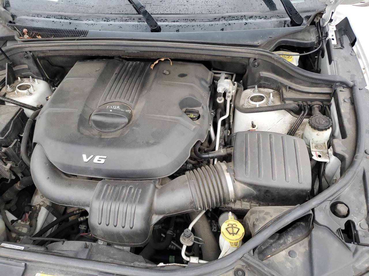 2014 Jeep Grand Cherokee - Image 12