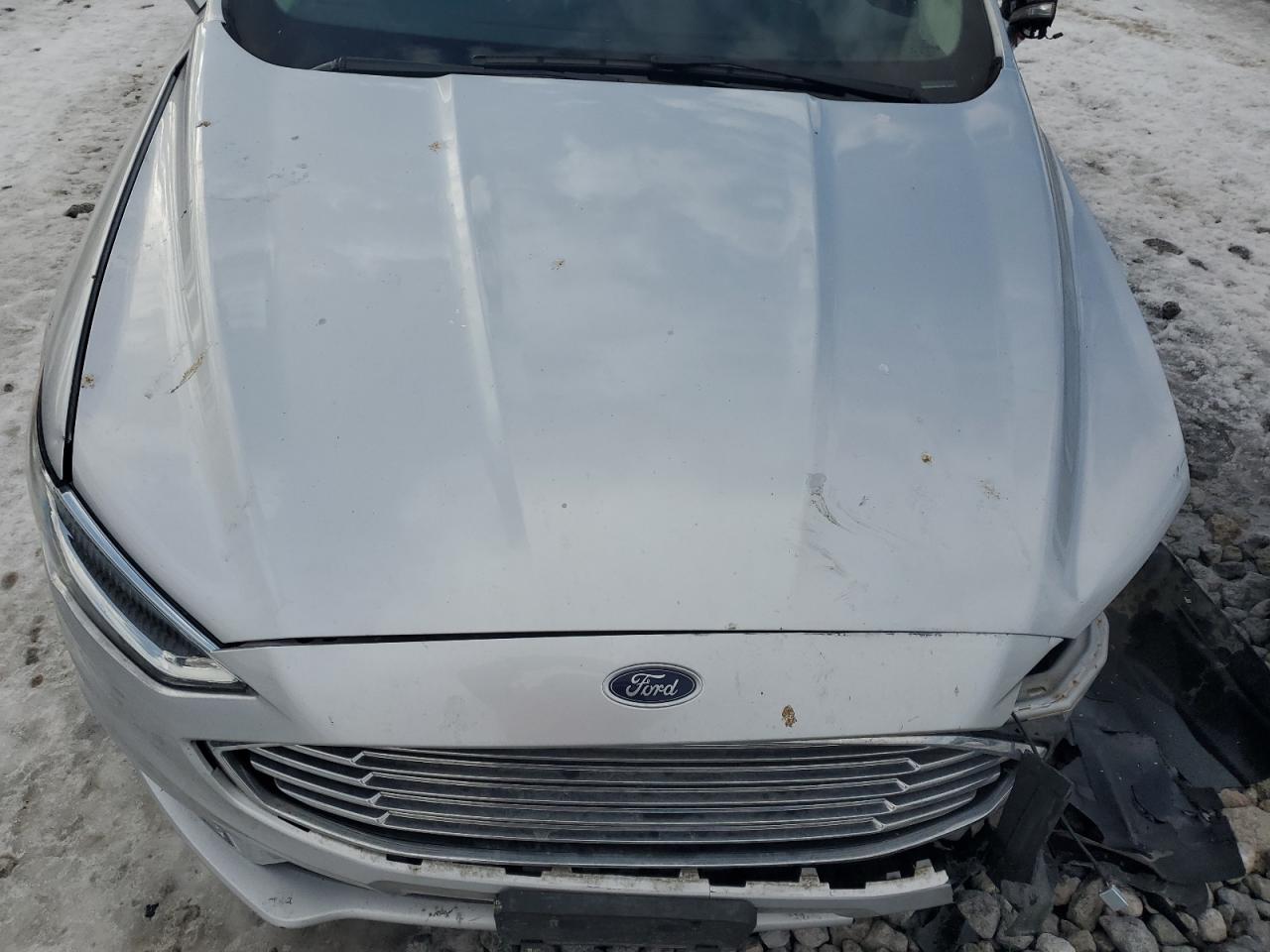 2017 Ford Fusion - Image 12