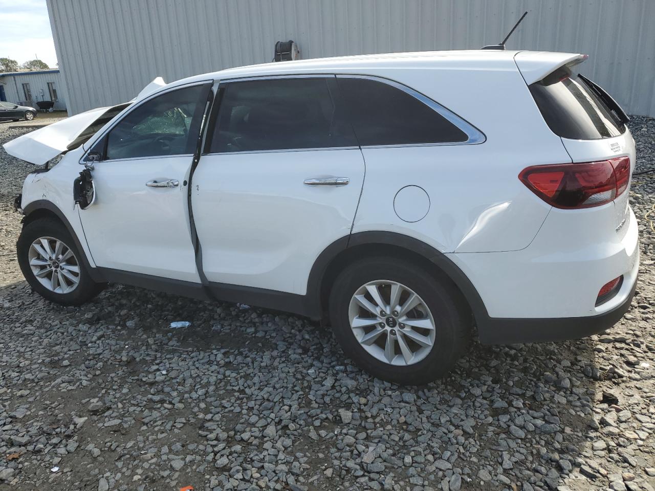 2019 Kia Sorento - Image 2